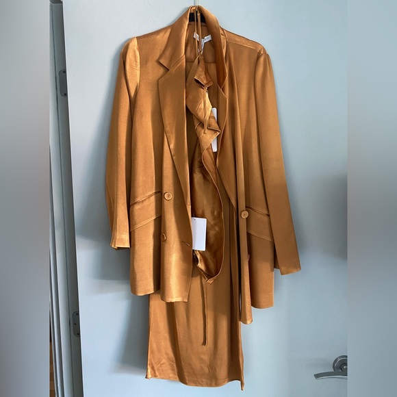 Shona Joy Double Breasted Blazer, Open Back Bralette, Tuxedo Trouser - Turmeric - Picture 1 of 4